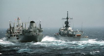 Japón despliega un buque de guerra en isla surcoreana para hacer maniobras conjuntas