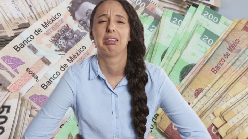 Mujer pierde 75 mil pesos al equivocarse en un depósito bancario.