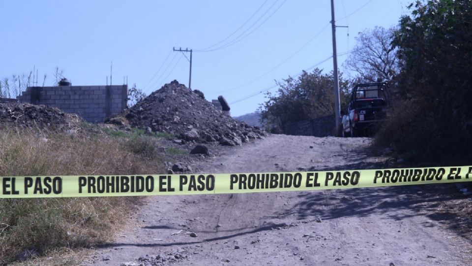 Policía de Morelos resguardan una escena de crimen en Jiutepec.