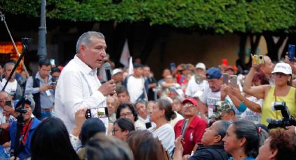Adán Augusto López asegura que elección del candidato opositor es mascarada de Claudio X. González