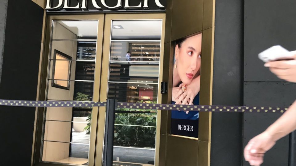 Así luce la joyería que fue robada el pasado 26 de junio en una plaza comercial de Polanco.