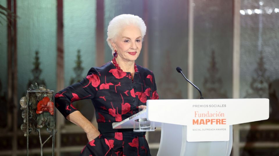 La diseñadora Carolina Herrera tras recibir el Premio “A Toda una vida Profesional Jose Manuel Martínez Martínez” el pasado 6 de octubre de 2022, en Madrid.