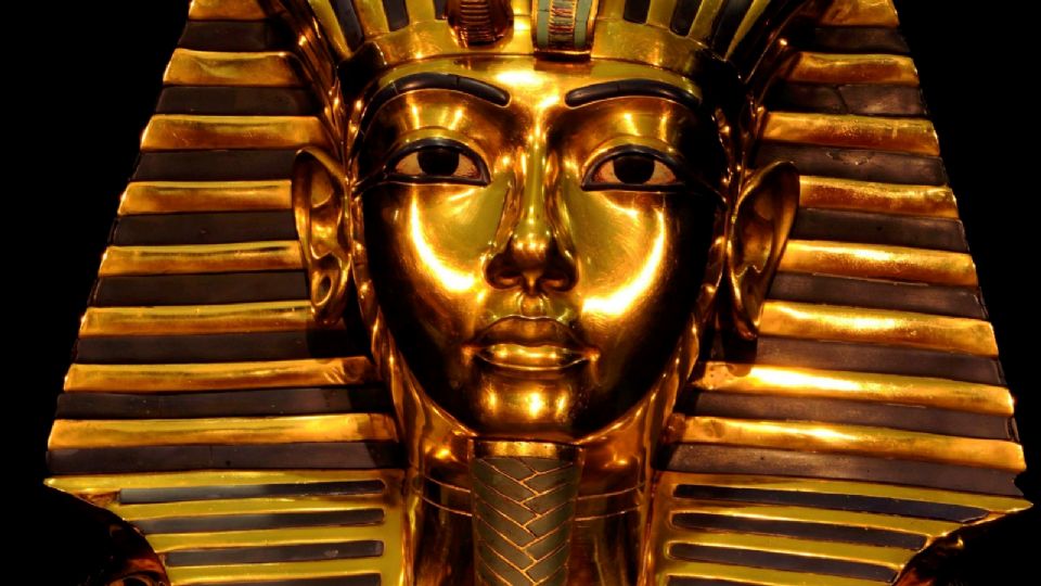 Fotografía de archivo tomada al el sarcófago del faraón Tutankamón durante su exposición en Múnich (Alemania).