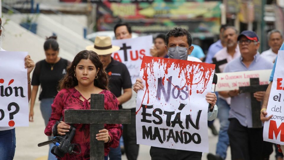 Periodistas protestaron tras los asesinatos.