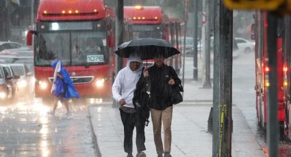 Clima hoy en México: Onda tropical 16 provocará lluvias puntuales intensas en tres entidades