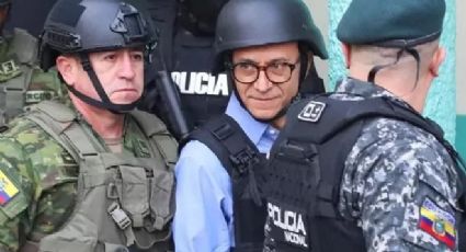 Con chaleco antibalas y casco: Así acudió a votar en Ecuador Christian Zurita, sustituto de Fernando Villavicencio