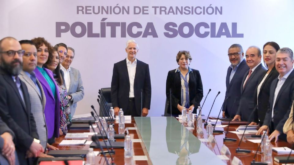 En el Edomex se llevó a cabo una reunión más para la transición de Gobierno.