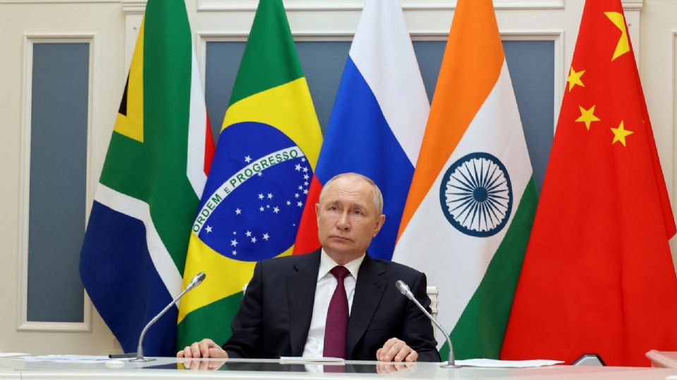 Putin participó a distancia.