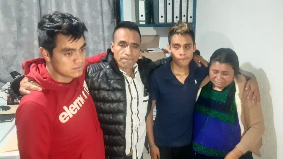 Los hijos de la alcaldesa ya están con su familia.