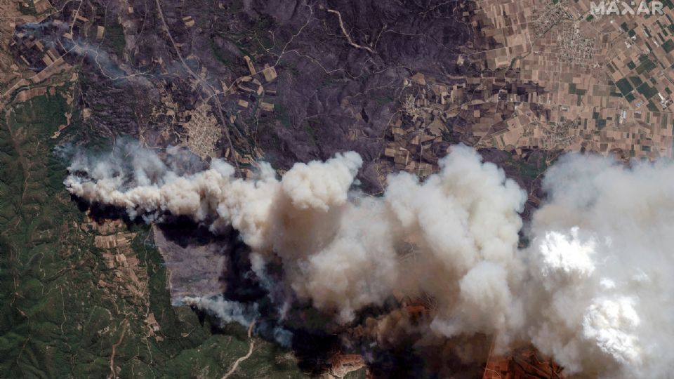 Una imagen de satélite de los incendios forestales en Alejandrópolis.