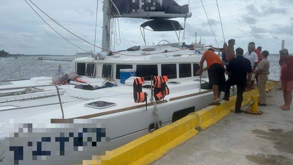 La Semar rescató a 23 personas en Quintana Roo.