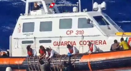 Mueren 41 migrantes en un naufragio tras volcarse la embarcación cerca de la isla Lampedusa