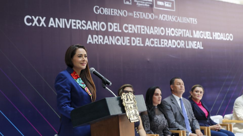 Con 160 Millones de pesos, Tere Jiménez inaugura unidad de radioterapia, la más equipada en el país.