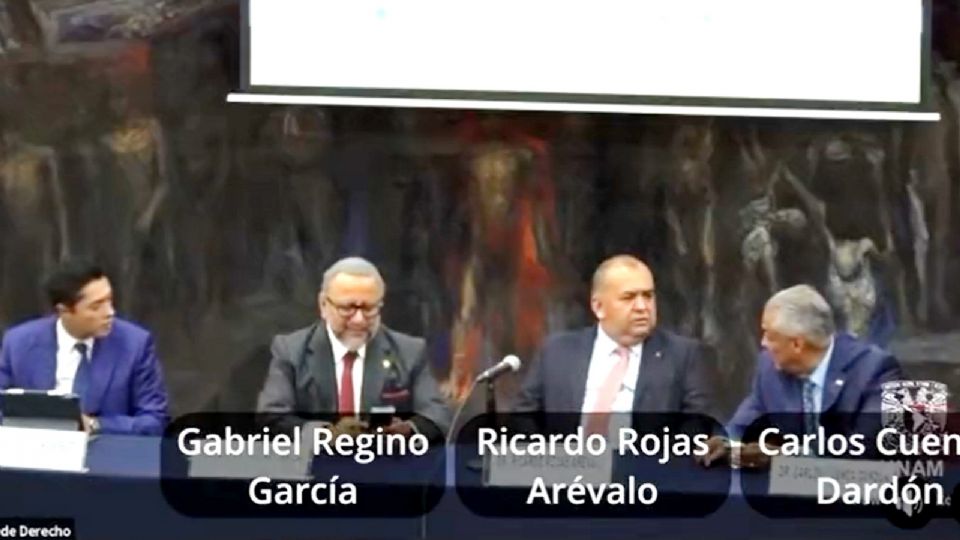Cesaron a Ricardo Rojas de la secretaría General de la Facultad de Derecho.