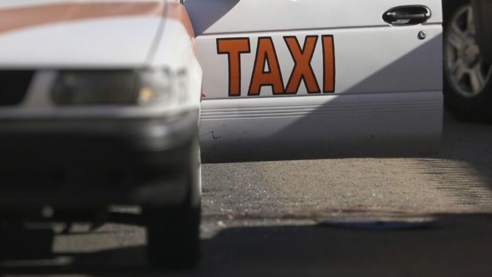 Los gremios de taxis existentes en Baja California Sur no quieren que la agrupación de mujeres taxistas organizadas, accedan a sus propias concesiones, denuncian.

