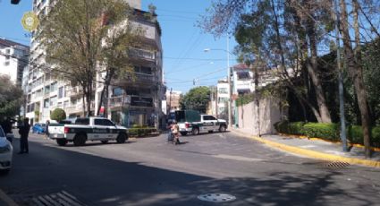 Cierran avenida Alencastre por falta de agua en Miguel Hidalgo