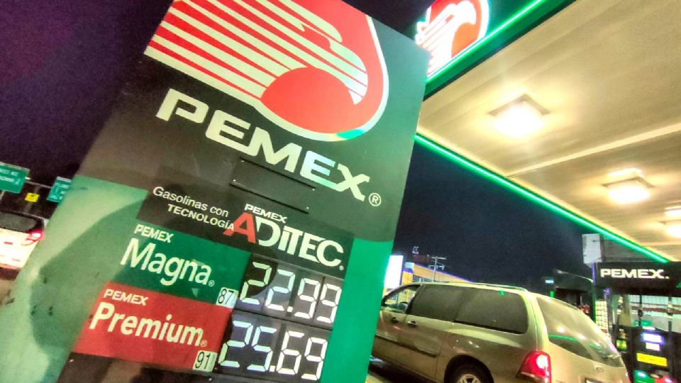 El aumento en el IEPS para el caso de la gasolina y el diesel fue del 4.32 por ciento.