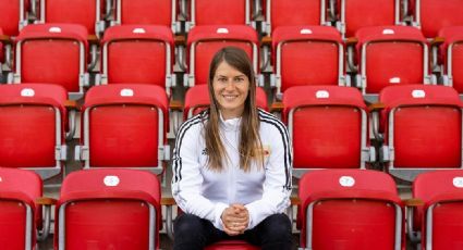 Quién es Marie-Louse Eta, la primera mujer en dirigir un partido en la Bundesliga