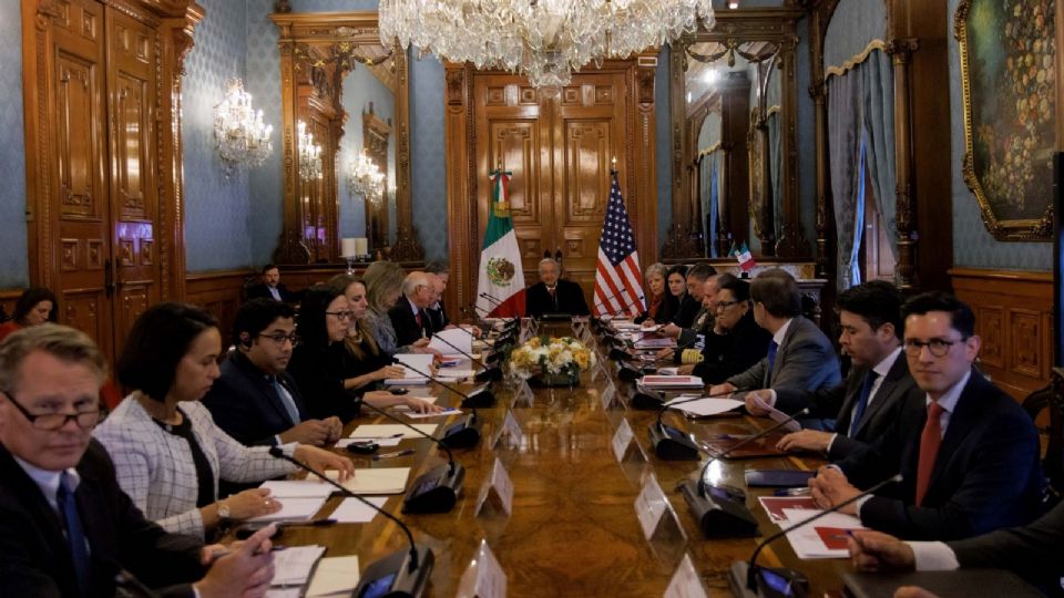 Andrés Manuel López Obrador, presidente de México, encabezó la reunión de alta seguridad con la delegación estadounidense.