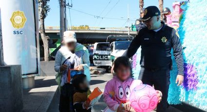 Celebran policías de la SSC con niños Día de Reyes