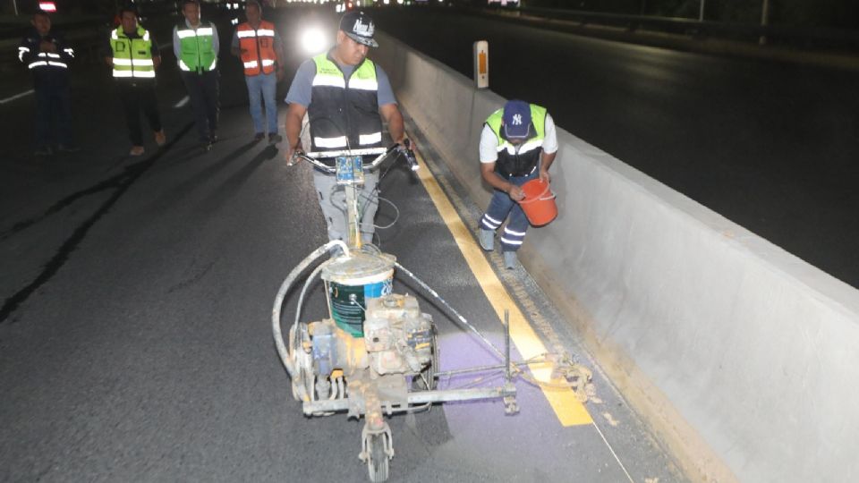 Los trabajos de delimitación de carriles buscan promover una movilidad más segura.