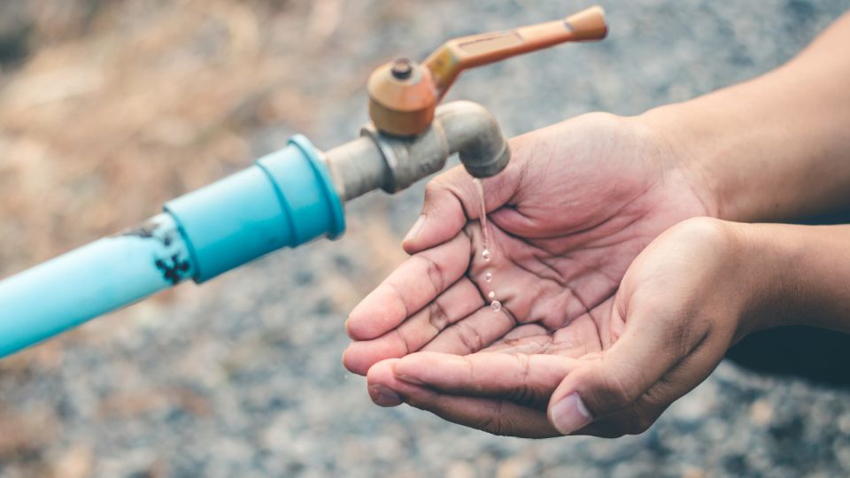 El municipio de García enfrenta una crisis hídrica.