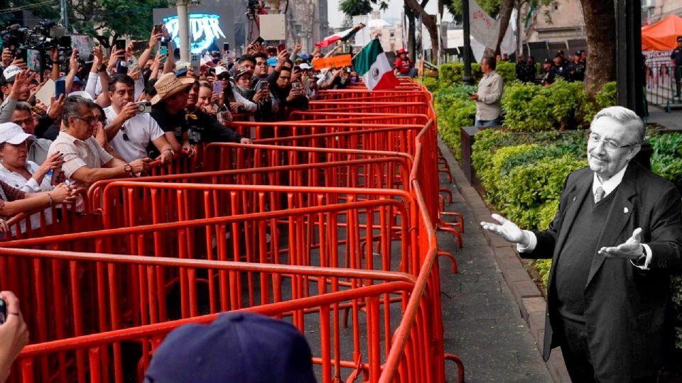 Ministro Luis María Aguilar habla con trabajadores del Poder Judicial.