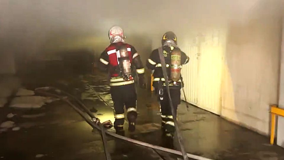 Investigan muerte de personas tras incendio en la BJ.