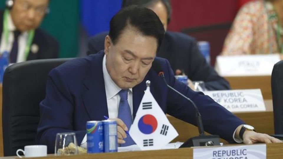 Yoon Suk-yeol, presidente de Corea del Sur, levantó la Ley Marcial.