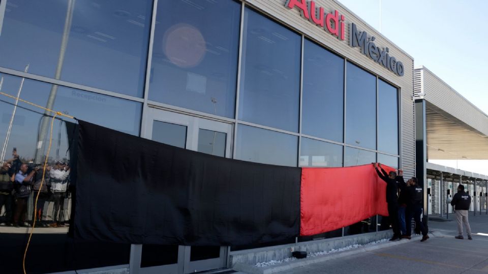 Audi México y sindicato acuerdan un alza salarial de 10.2% que será votada por la base trabajador el domingo 18 para levantar o no la huelga.