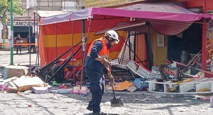 Explota taquería por acumulación de gas en Iztapalapa; hay tres lesionados