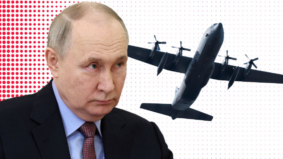 Vladímir Putin como miembro de la tripulación de un bombardero supersónico estratégico.