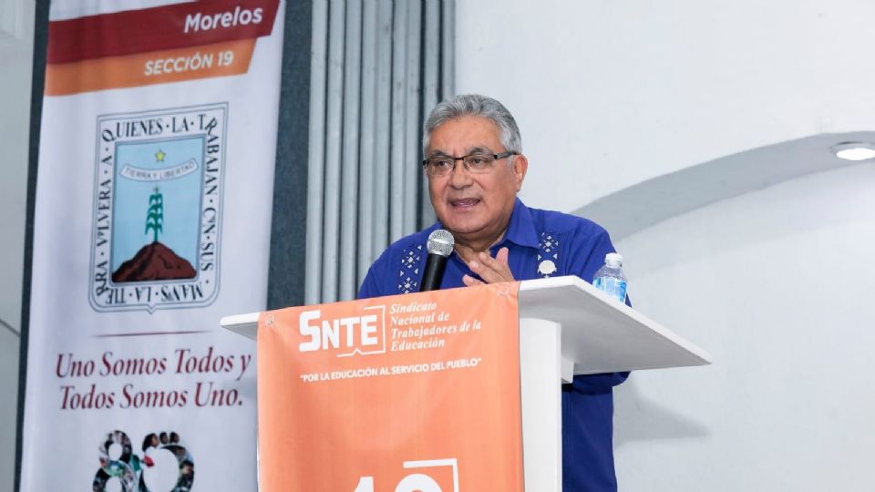 Alfonso Cepeda, secretario General del SNTE.
