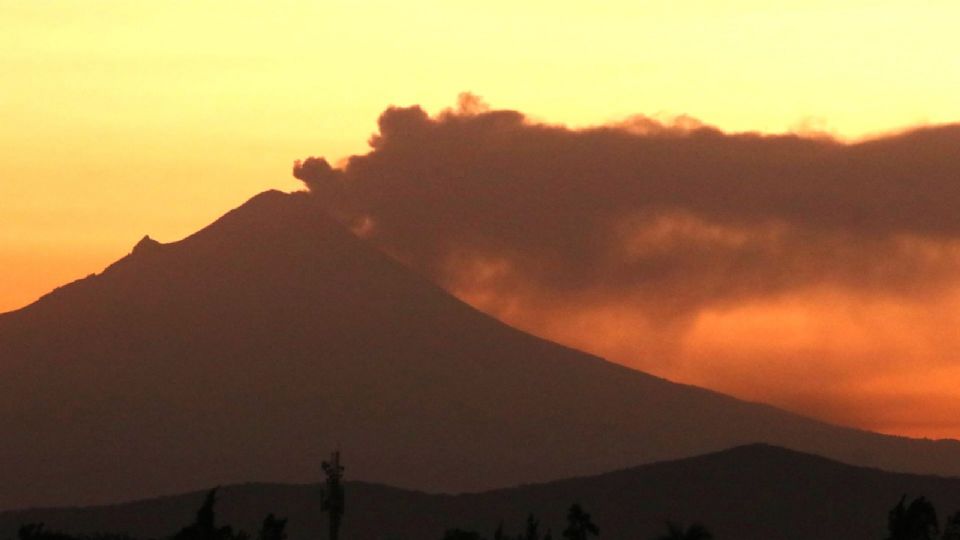 Aspectos del volcán Popocatépetl.