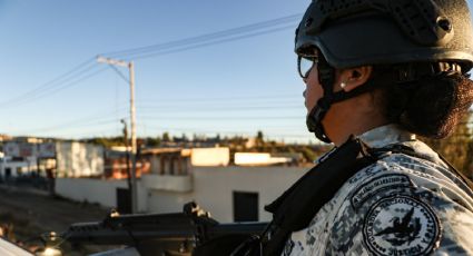 Guardia Nacional asegura medicamento controlado en empresa de paquetería en Querétaro