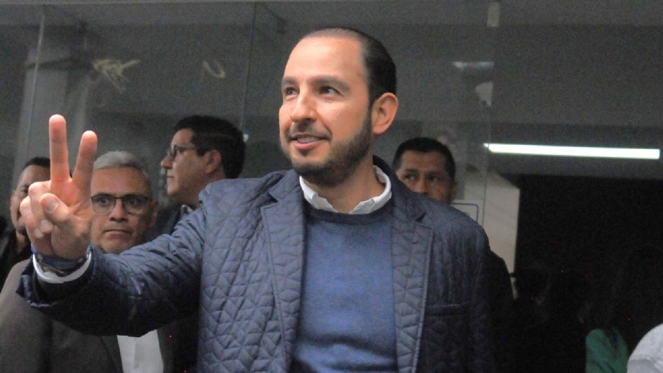 El presidente del PAN cuestionó a AMLO.