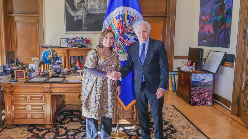 Xóchitl Gálvez se reunió con el secretario general de la OEA.