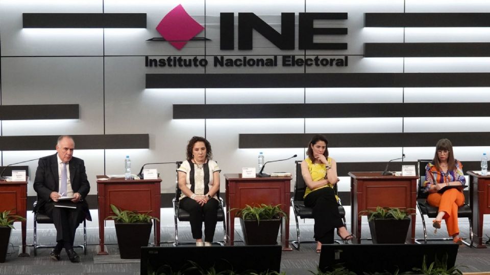 INE rechaza propuesta de Morena para crear protocolo para identificar campañas negras en redes sociales