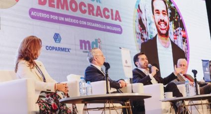Firma Álvarez Máynez modelo de Desarrollo Inclusivo con Coparmex