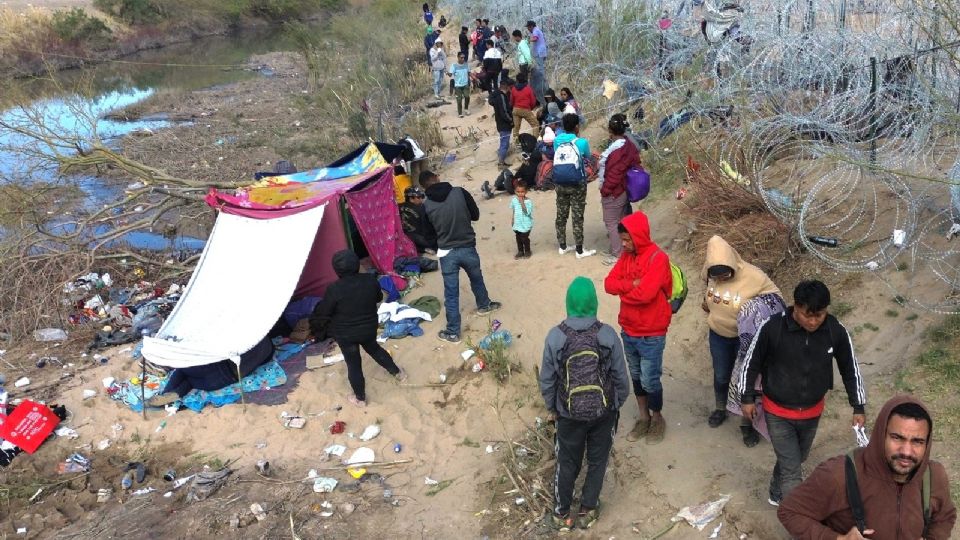 Migrantes en frontera de México-EU.