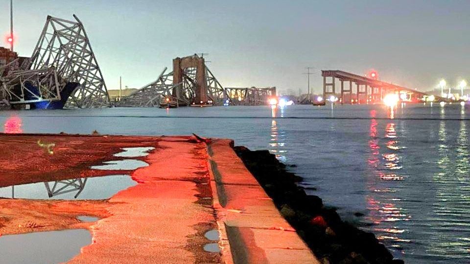 El puente Francis Scott Key tras su derrumbe, en Baltimore, Maryland, Estados Unidos. 26 de marzo de 2024.