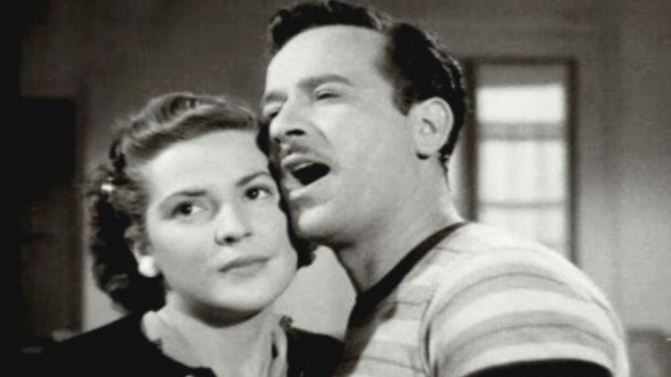 La película Nosotros los Pobres del año 1948, fue el escenario de esta interpretación.
