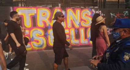 Protestan colectivos trans y se desatan actos vandálicos frente a Palacio Nacional