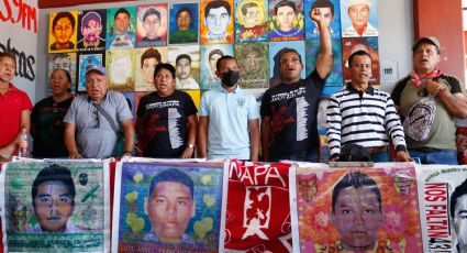 Advierten familias de Ayotzinapa que la fiesta electoral se empañará