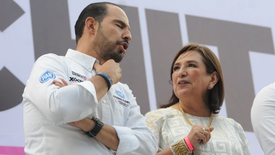 Marko Cortés, dirigente nacional del PAN, y Xóchitl Gálvez, candidata a la Presidencia de la República, de la coalición 'Fuerza y corazón por México'.