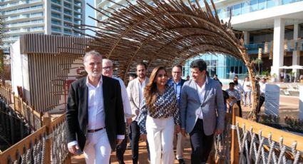 Mara Lezama corta el listón inaugural del hotel Hyatt Vivid Grand Island en Cancún