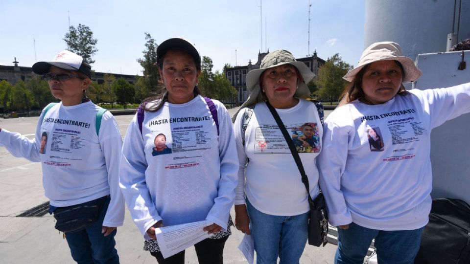Colectivos y Familiares de desaparecidos del Estado de México.