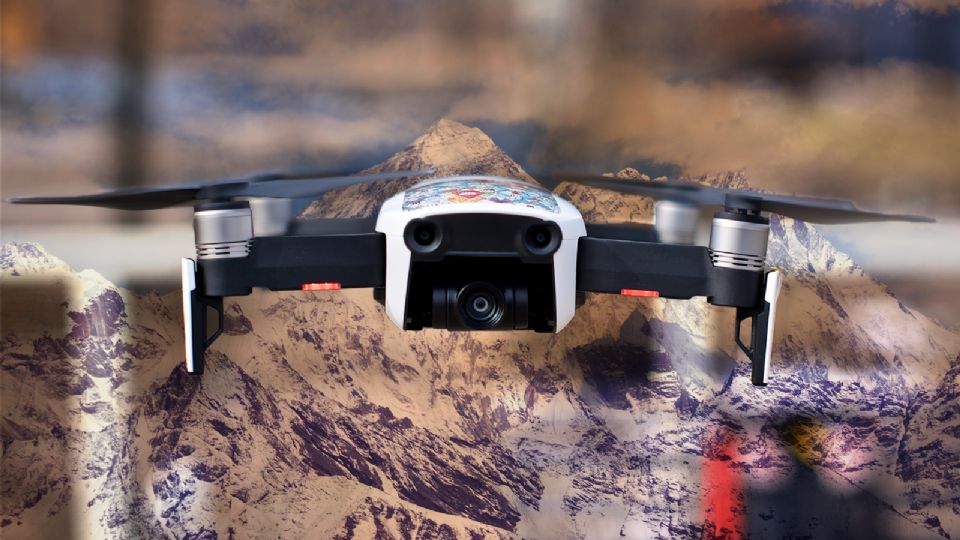 Nepal manda una flota de drones hacia el Monte Everest por esta importante razón.