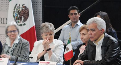 Roberto Canseco: ¿Quién es el diplomático que defendió la Embajada de México en Ecuador?
