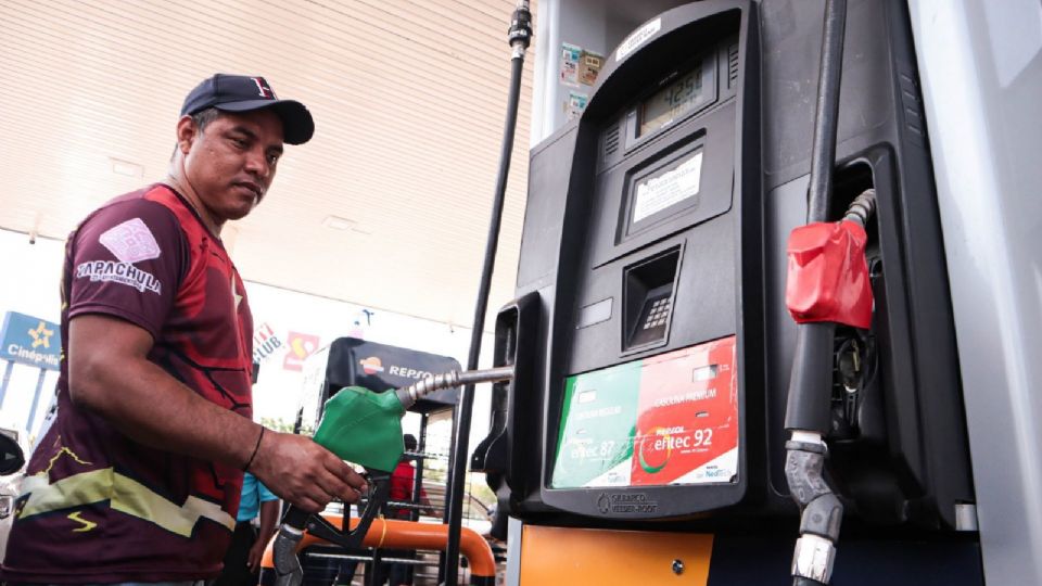 Hacienda deja sin estímulo gasolinas.